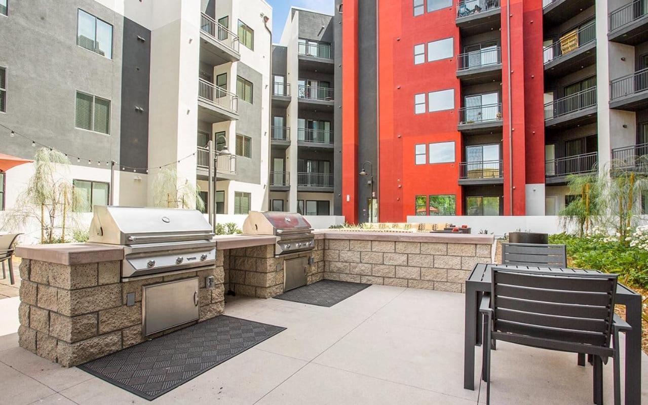 Luxury Designed 2 Bedrooms Part Hotel In Woodland Hills Ca Los Angeles Exterior photo